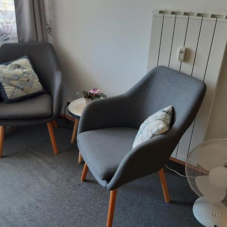 Homestay Rosalia Любляна Экстерьер фото