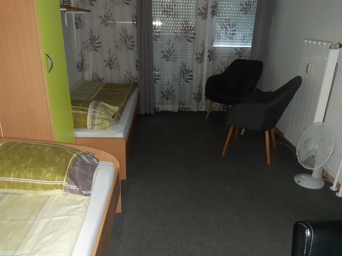 Homestay Rosalia Любляна Экстерьер фото